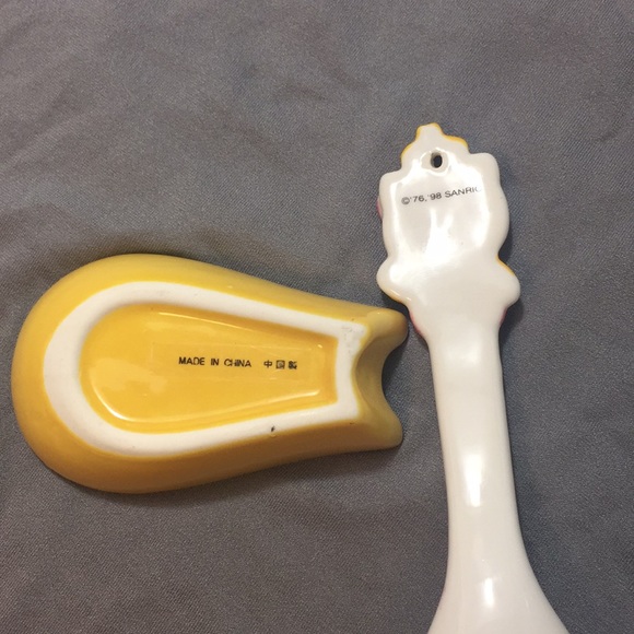 🎀🌟HELLO KITTY🌟🎀CERAMIC SPOON & REST🎉💕 - Picture 4 of 7